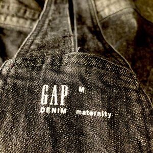 Gap women’s overalls maternity fit.